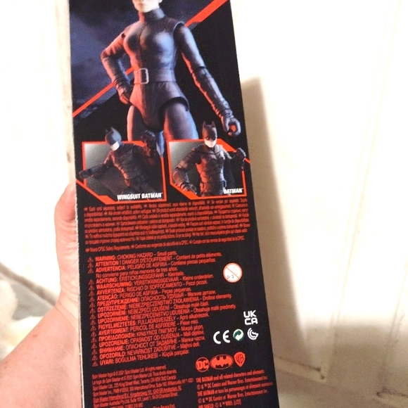 DC CATWOMEN 2022 The Batman Movie 12 inch Action Figure - Selina Kyle - Picture 6 of 11